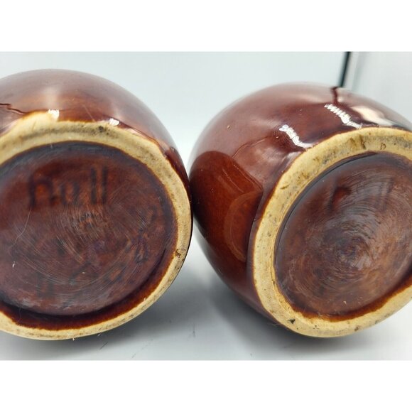 Vintage Hull Pottery Salt & Pepper Shakers Brown Drip Glaze 4" Oven Proof USA - Picture 2 of 6